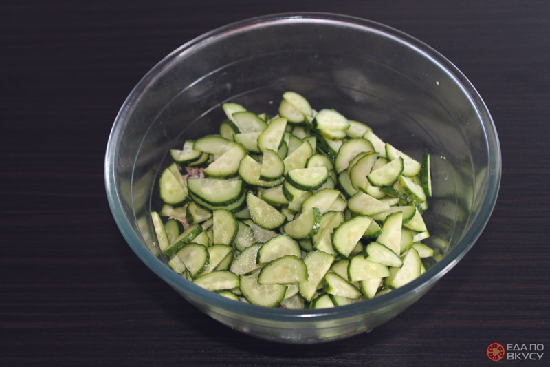 Cалат из пекинской капусты, сыра и курицы - 2