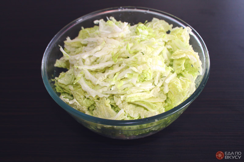 Cалат из пекинской капусты, сыра и курицы - 5